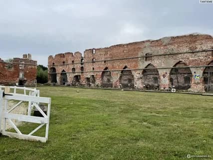Замок Бранденбург — фото 2