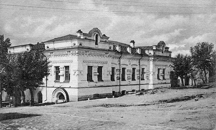 Дом Ипатьева (мемориальное место)