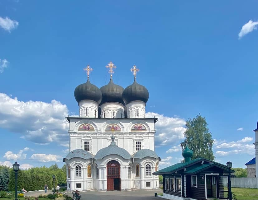 Успенский Трифонов монастырь