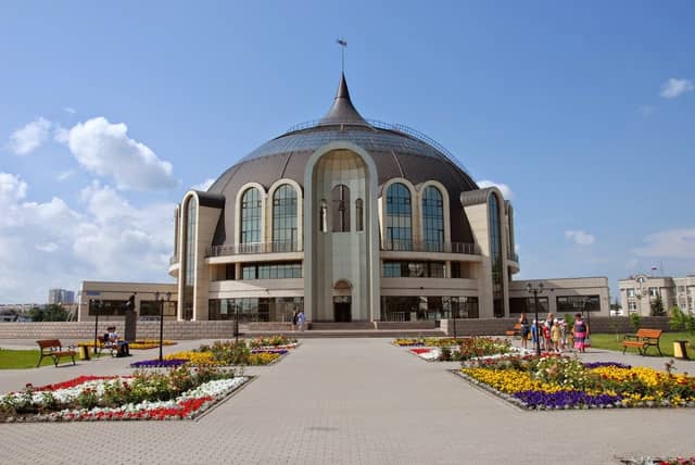 Тульский музей оружия (здание-шлем)