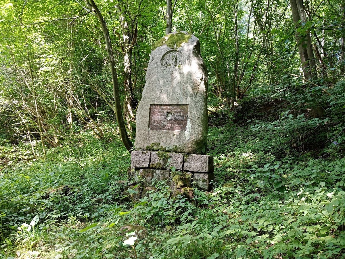 Памятник фельдмаршалу фон Бойену
