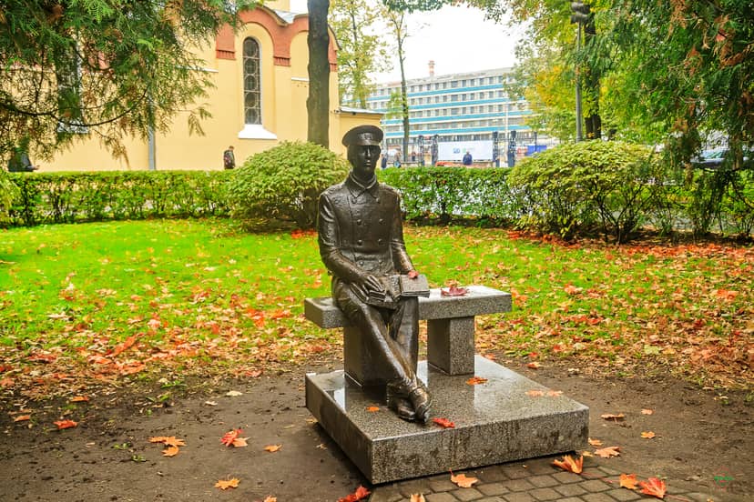 Скульптура студента