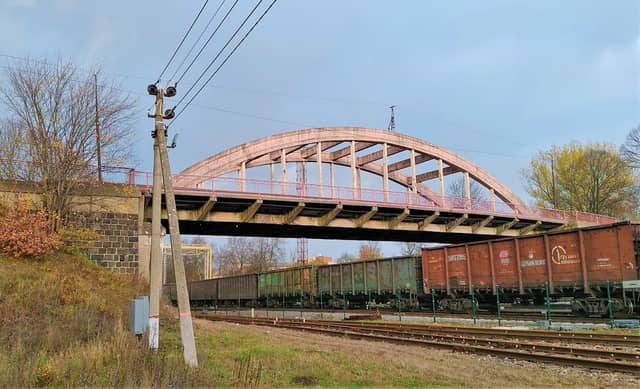 Виадук над железной дорогой