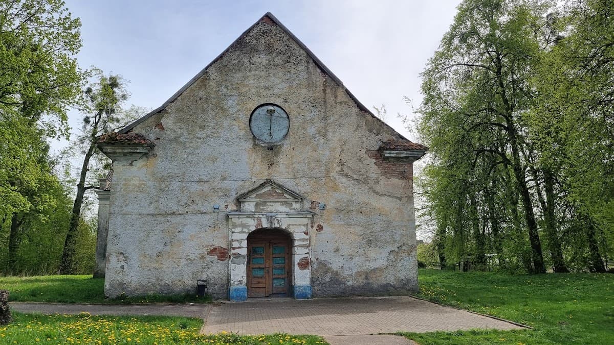 Кирха Лаукена
