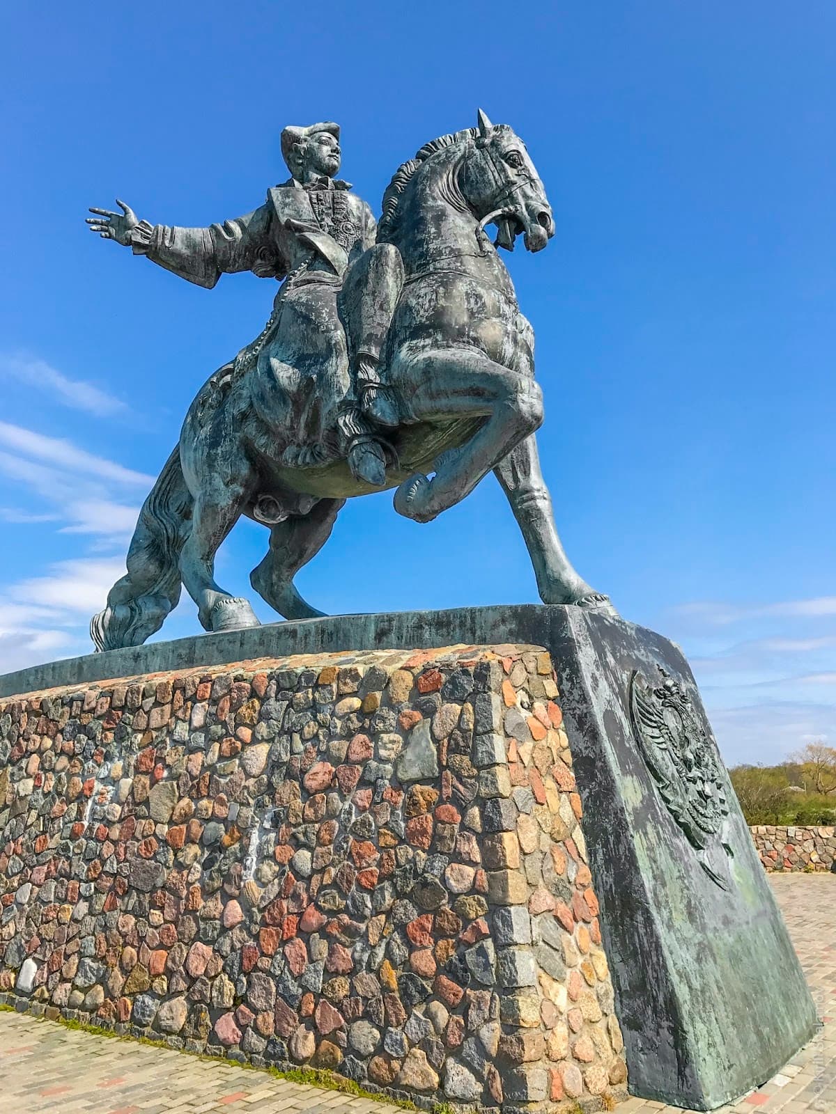Памятник Елизавете Петровне