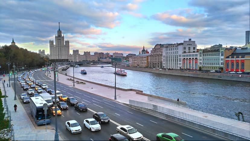 Москворецкая набережная