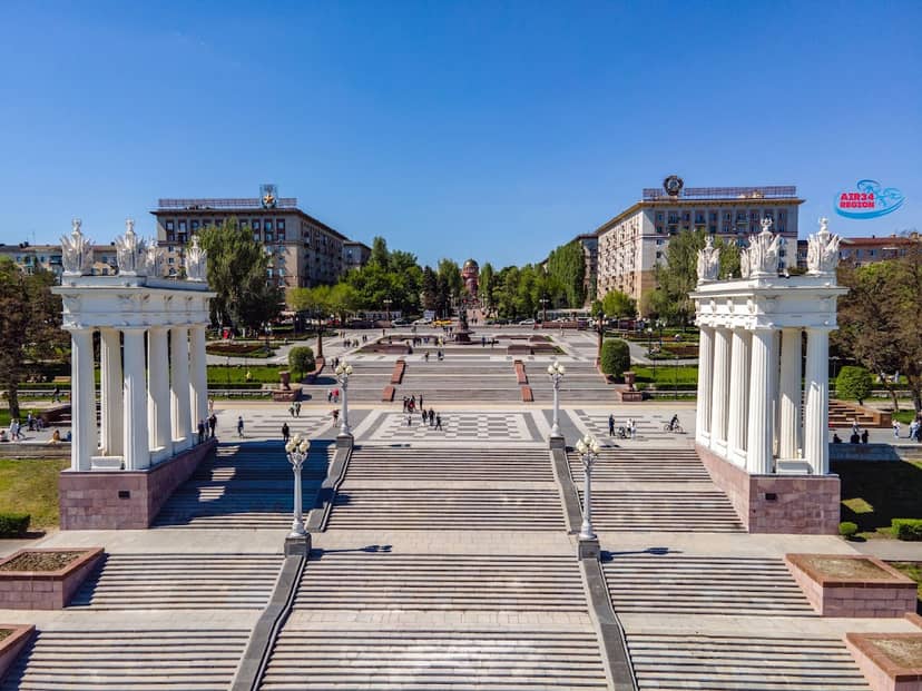Центральная лестница к морю