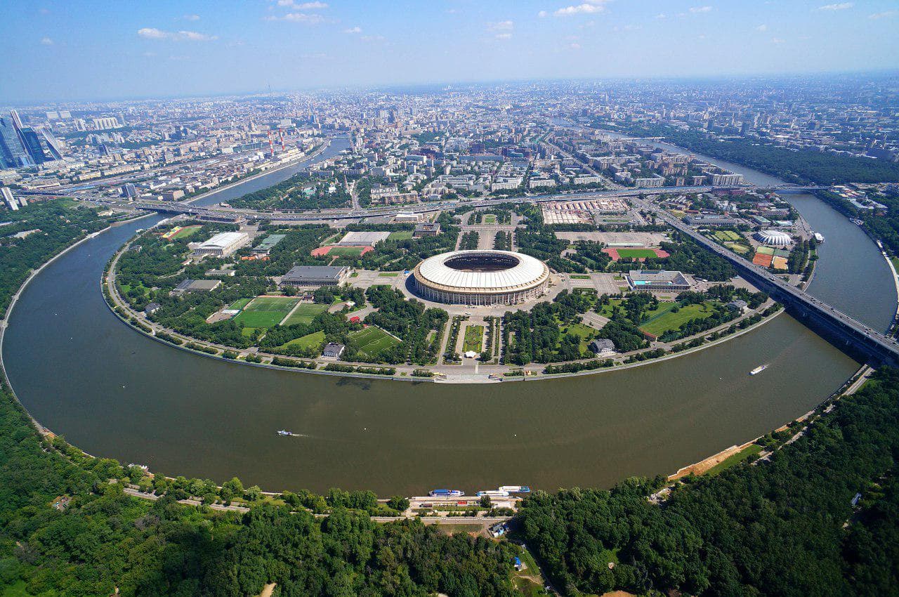 Лужники